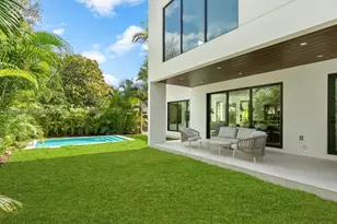 1259 SW 20th St, Miami, FL 33145 - Photo 8