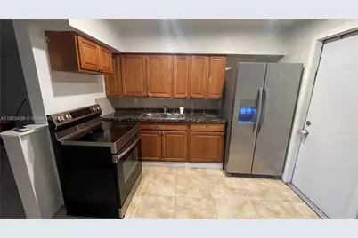 6390 Hayes St #2, Hollywood, FL 33024 - Photo 28