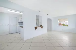 1005 SW 18th St, Boynton Beach, FL 33426 - Photo 12