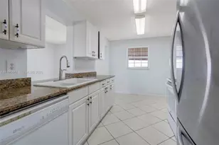 1005 SW 18th St, Boynton Beach, FL 33426 - Photo 18