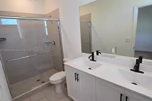 2705 SE 15th St, Homestead, FL 33035 - Photo 14