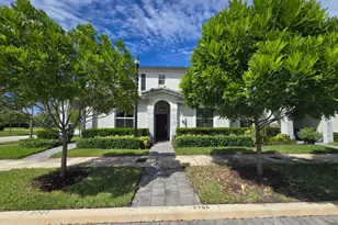 2705 SE 15th St, Homestead, FL 33035 - Photo 1