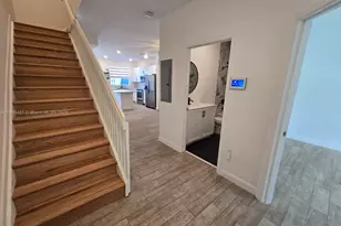 2705 SE 15th St, Homestead, FL 33035 - Photo 2