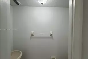 7978 SW 166th Pl, Miami, FL 33193 - Photo 6