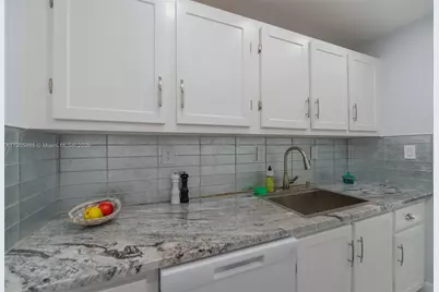 17800 Atlantic Blvd #PH9, Sunny Isles Beach, FL 33160 - Photo 10