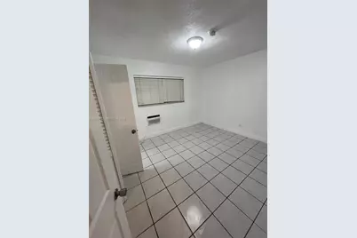 7155 Rue Notre Dame, Miami Beach, FL 33141 - Photo 36
