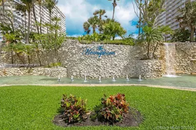 1985 S Ocean Dr #3L, Hallandale Beach, FL 33009 - Photo 1