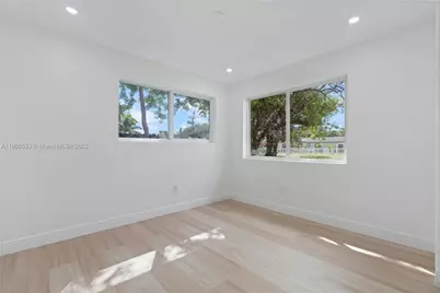 5701 SW 41st St, West Park, FL 33023 - Photo 12