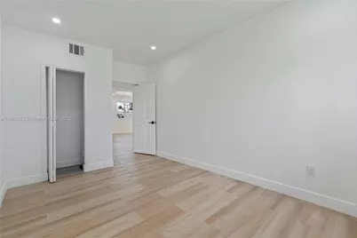 5701 SW 41st St, West Park, FL 33023 - Photo 32