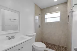 1436 NW 19th St, Fort Lauderdale, FL 33311 - Photo 8
