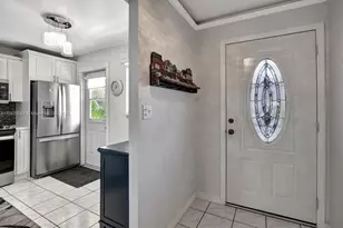 219 NE 14th Ave, Hallandale Beach, FL 33009 - Photo 2