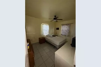 9100 Broad Manor Rd, Miami, FL 33147 - Photo 4