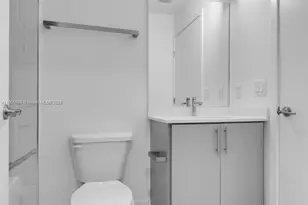 1 Curtiss Pkwy, Miami Springs, FL 33166 - Photo 16