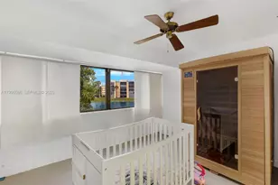 6545 Racquet Club Dr, Lauderhill, FL 33319 - Photo 18