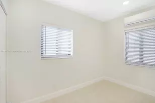 502 NW 7th Ct, Hallandale Beach, FL 33009 - Photo 14