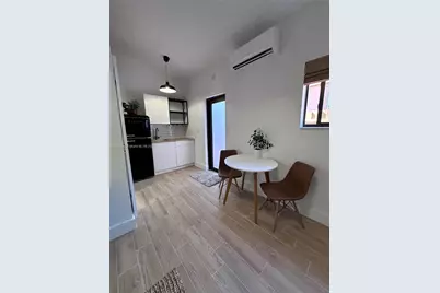 52 NW 68th St #R, Miami, FL 33150 - Photo 6