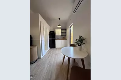 52 NW 68th St #R, Miami, FL 33150 - Photo 14