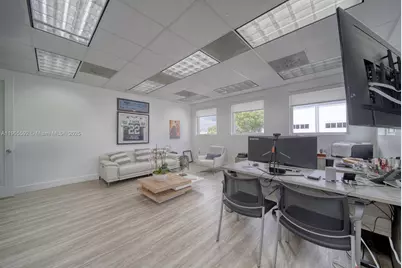 7500 NW 52nd St, Miami, FL 33166 - Photo 12