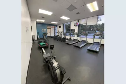 100 Bayview Dr #412, Sunny Isles Beach, FL 33160 - Photo 20