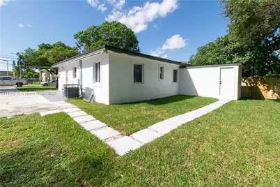 7701 NW 16th Ave, Miami, FL 33147 - Photo 18