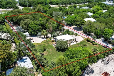 306 Lime St, Key Largo, FL 33037 - Photo 10