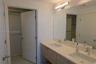 16385 N Biscayne Blvd, North Miami Beach, FL 33160 - Photo 10