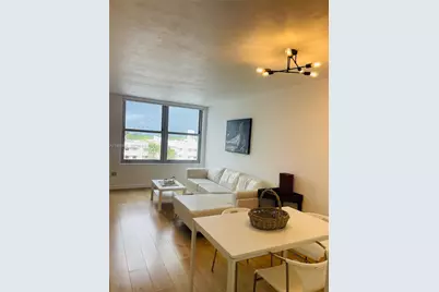 2899 Collins Ave #648, Miami Beach, FL 33140 - Photo 8