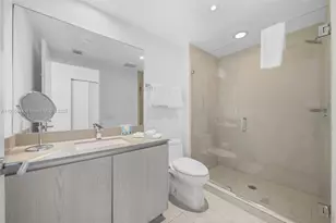 4111 S Ocean Dr, Hollywood, FL 33019 - Photo 28