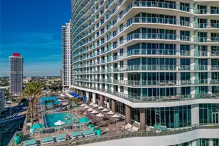 4111 S Ocean Dr, Hollywood, FL 33019 - Photo 2