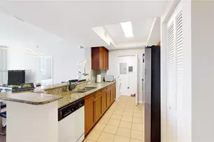 19501 W Country Club Dr, Aventura, FL 33180 - Photo 4