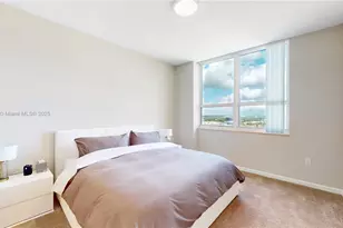 19501 W Country Club Dr, Aventura, FL 33180 - Photo 6