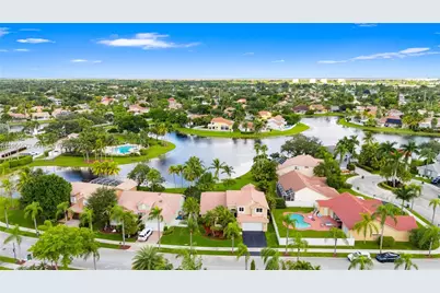 1171 Laguna Springs Dr, Weston, FL 33326 - Photo 8
