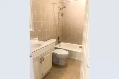 4672 NW 9th Dr #4672, Plantation, FL 33317 - Photo 10