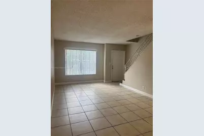 4672 NW 9th Dr #4672, Plantation, FL 33317 - Photo 2