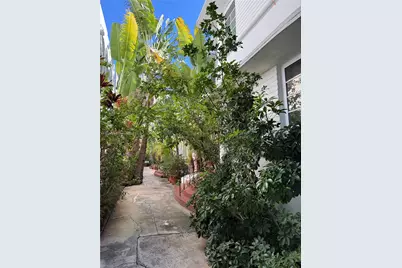 349 Meridian Ave #B103, Miami Beach, FL 33139 - Photo 20