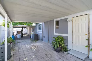 3166 NW 102nd St, Miami, FL 33147 - Photo 12