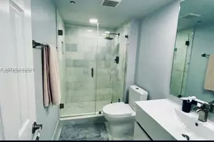 1100 St Charles Pl, Pembroke Pines, FL 33026 - Photo 14