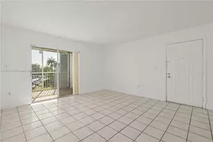 8650 SW 212th St, Cutler Bay, FL 33189 - Photo 6