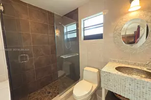 11460 NW 37th St, Sunrise, FL 33323 - Photo 10