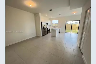 28610 SW 133rd Ct #28610, Homestead, FL 33033 - Photo 4