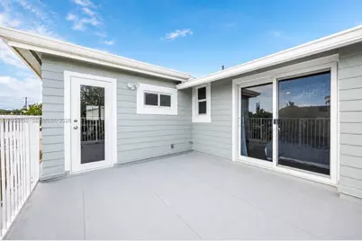 1690 NE 25th Ave, Pompano Beach, FL 33062 - Photo 20