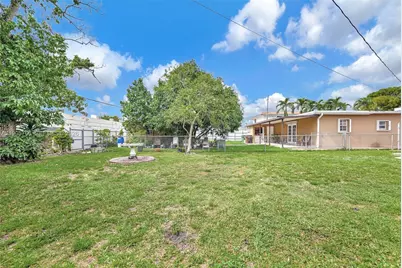 26 E 45th St, Hialeah, FL 33013 - Photo 52