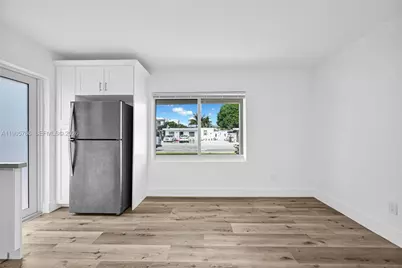 26 E 45th St, Hialeah, FL 33013 - Photo 12