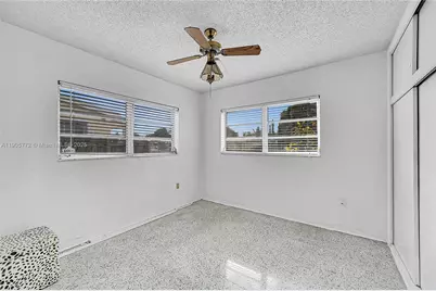 671 E 53rd St, Hialeah, FL 33013 - Photo 18