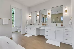 538 13th St SW, Naples, FL 34117 - Photo 16