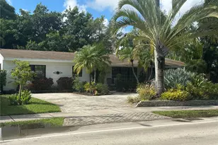 2805 NE 16th Ave, Wilton Manors, FL 33334 - Photo 2