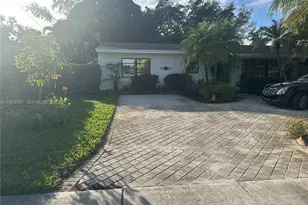 2805 NE 16th Ave, Wilton Manors, FL 33334 - Photo 4