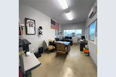 8600 NW 36th Ave, Miami, FL 33147 - Photo 28