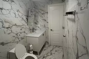 3915 NE 168th St, North Miami Beach, FL 33160 - Photo 26