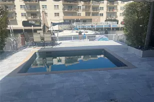 3915 NE 168th St, North Miami Beach, FL 33160 - Photo 32